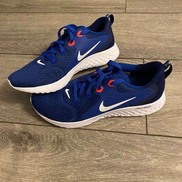 Men’s Nike Legend React Size 10